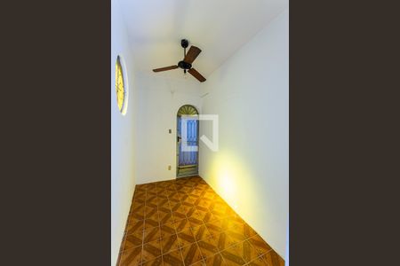 Casa para alugar com 120m², 3 quartos e 3 vagasCorredor