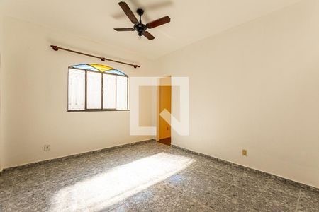 Casa para alugar com 120m², 3 quartos e 3 vagassuíte