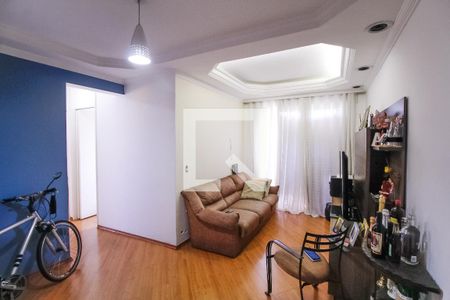 Sala de apartamento para alugar com 3 quartos, 58m² em Jardim Santa Teresinha, São Paulo