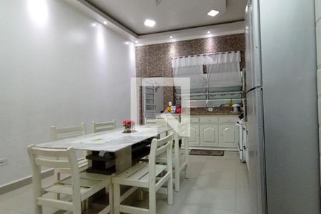 Casa à venda com 250m², 3 quartos e 6 vagasCozinha