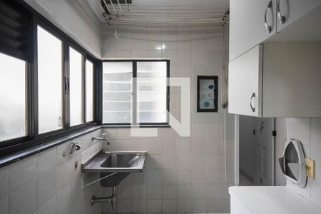 Apartamento para alugar com 120m², 3 quartos e 3 vagas Apartamento para alugar com 120m², 3 quartos e 3 vagasÁrea de serviço