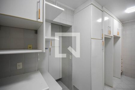 Apartamento para alugar com 120m², 3 quartos e 3 vagas Apartamento para alugar com 120m², 3 quartos e 3 vagasCozinha