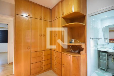 Apartamento para alugar com 120m², 3 quartos e 3 vagas Apartamento para alugar com 120m², 3 quartos e 3 vagasSuíte 1