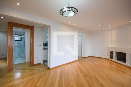Sala de apartamento para alugar com 3 quartos, 120m² em Vila Suzana, São Paulo