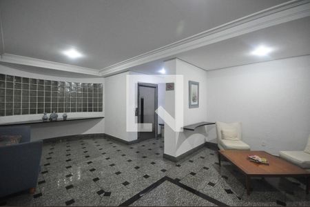 Apartamento para alugar com 120m², 3 quartos e 3 vagasHall social