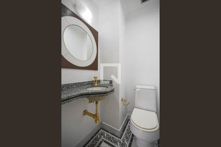 Lavabo de apartamento para alugar com 3 quartos, 120m² em Vila Suzana, São Paulo