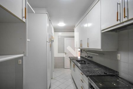Apartamento para alugar com 120m², 3 quartos e 3 vagas Apartamento para alugar com 120m², 3 quartos e 3 vagasCozinha