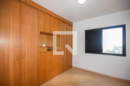 Apartamento para alugar com 120m², 3 quartos e 3 vagas Apartamento para alugar com 120m², 3 quartos e 3 vagasSuíte 2