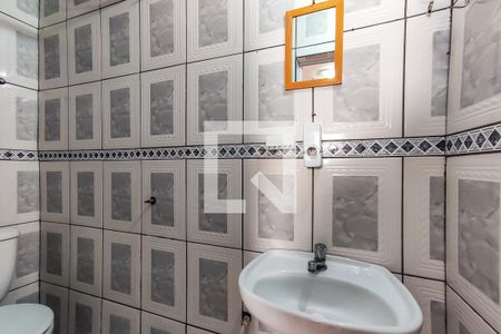 Banheiro de casa para alugar com 1 quarto, 30m² em Jardim Record, Taboão da Serra