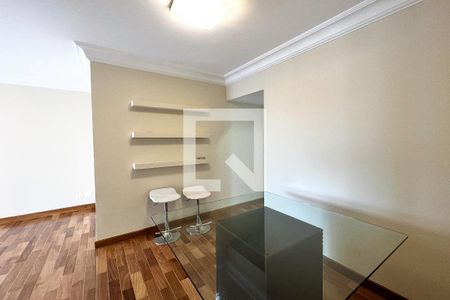 Sala de apartamento para alugar com 2 quartos, 73m² em Moema, São Paulo