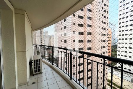 Varanda de apartamento para alugar com 2 quartos, 73m² em Moema, São Paulo