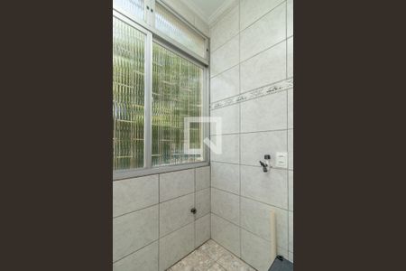 Cozinha e Área de Serviço de apartamento para alugar com 1 quarto, 35m² em São João, Porto Alegre