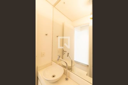 Lavabo de apartamento para alugar com 1 quarto, 64m² em Pinheiros, São Paulo