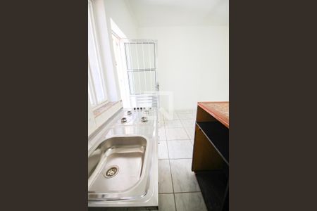cozinha de apartamento para alugar com 1 quarto, 30m² em Água Fria, São Paulo