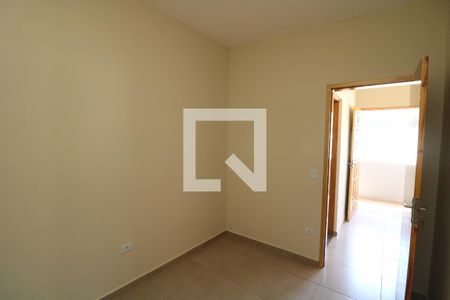 Quarto de apartamento para alugar com 2 quartos, 30m² em Jardim Santa Teresinha, São Paulo