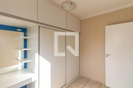 Quarto 2 de apartamento para alugar com 2 quartos, 55m² em Camargos, Belo Horizonte