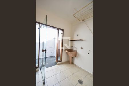 Casa à venda com 281m², 3 quartos e 2 vagasLavandeira 