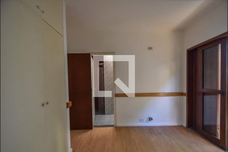 Casa à venda com 281m², 3 quartos e 2 vagasSuíte 03