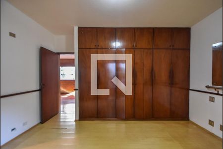 Casa à venda com 281m², 3 quartos e 2 vagasSuíte 02