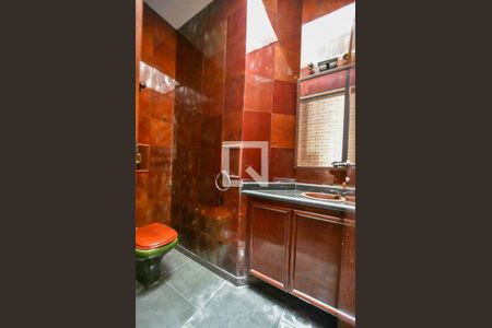 Casa à venda com 281m², 3 quartos e 2 vagasLavabo