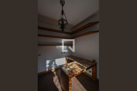 Casa à venda com 281m², 3 quartos e 2 vagasEscritório 