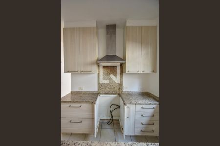 Casa à venda com 281m², 3 quartos e 2 vagasCozinha 