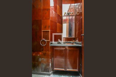 Casa à venda com 281m², 3 quartos e 2 vagasLavabo