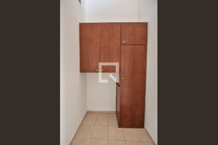 Casa à venda com 281m², 3 quartos e 2 vagasQuarto de Serviços 