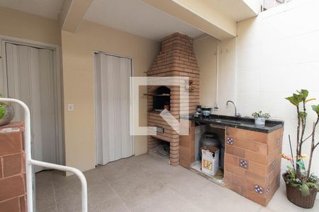 Casa à venda com 143m², 3 quartos e 2 vagasQuintal e Churraqueira
