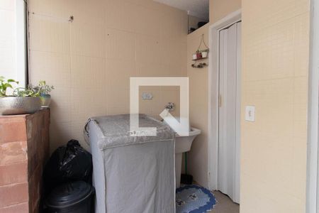 Casa à venda com 143m², 3 quartos e 2 vagasÁrea de Serviço