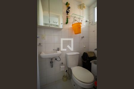 Apartamento para alugar com 94m², 3 quartos e 2 vagas Apartamento para alugar com 94m², 3 quartos e 2 vagasBanheiro de Serviço
