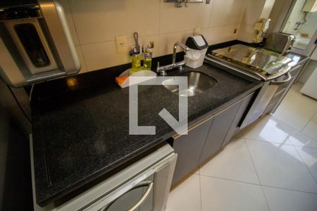 Apartamento para alugar com 94m², 3 quartos e 2 vagas Apartamento para alugar com 94m², 3 quartos e 2 vagasCozinha