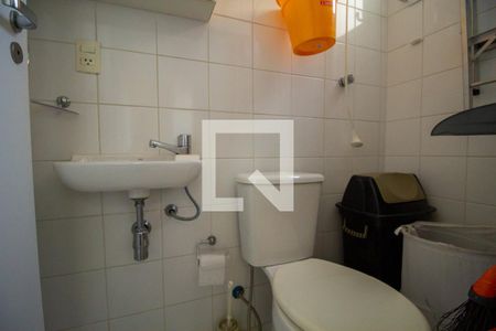 Apartamento para alugar com 94m², 3 quartos e 2 vagas Apartamento para alugar com 94m², 3 quartos e 2 vagasBanheiro de Serviço