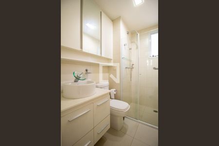 Apartamento para alugar com 94m², 3 quartos e 2 vagas Apartamento para alugar com 94m², 3 quartos e 2 vagasBanheiro