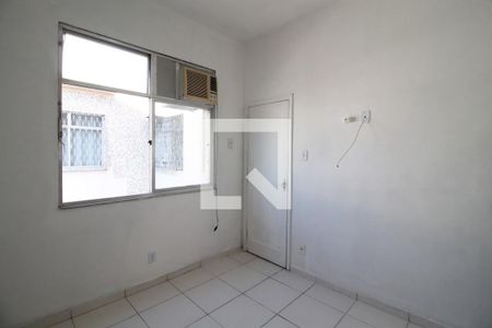 Quarto 1 de apartamento para alugar com 2 quartos, 47m² em Lins de Vasconcelos, Rio de Janeiro