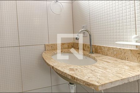 Casa para alugar com 80m², 2 quartos e sem vaga Casa para alugar com 80m², 2 quartos e sem vagaBanheiro da Suíte
