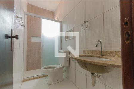 Casa para alugar com 80m², 2 quartos e sem vaga Casa para alugar com 80m², 2 quartos e sem vagaBanheiro Social