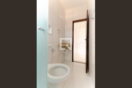 Casa para alugar com 80m², 2 quartos e sem vaga Casa para alugar com 80m², 2 quartos e sem vagaBanheiro Social