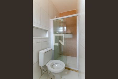 Casa para alugar com 80m², 2 quartos e sem vaga Casa para alugar com 80m², 2 quartos e sem vagaBanheiro da Suíte