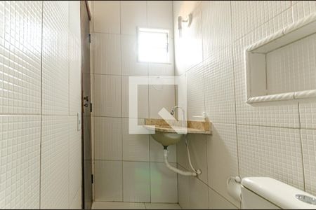 Casa para alugar com 80m², 2 quartos e sem vaga Casa para alugar com 80m², 2 quartos e sem vagaBanheiro da Suíte