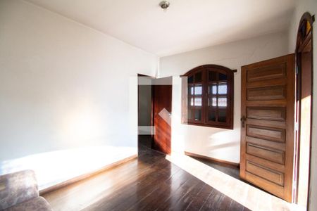 Sala de Estar de casa à venda com 3 quartos, 300m² em Brasiléia, Betim