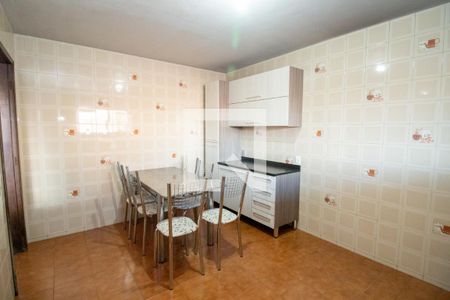 Casa à venda com 300m², 3 quartos e 3 vagas Casa à venda com 300m², 3 quartos e 3 vagasCozinha