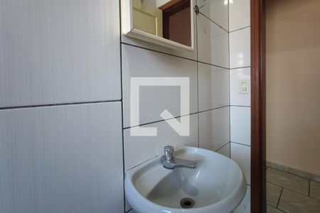 Casa para alugar com 117m², 2 quartos e 2 vagas Casa para alugar com 117m², 2 quartos e 2 vagasBanheiro