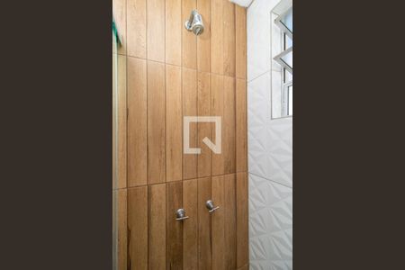 Apartamento à venda com 48m², 2 quartos e 1 vaga Apartamento à venda com 48m², 2 quartos e 1 vagaDetalhe do Banheiro
