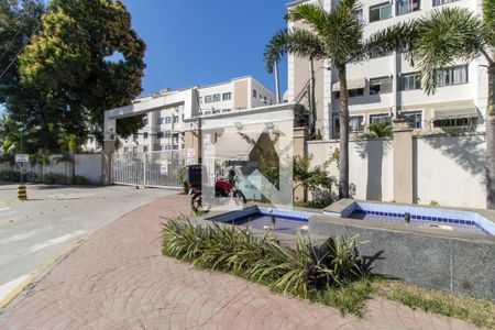Apartamento à venda com 48m², 2 quartos e 1 vaga Apartamento à venda com 48m², 2 quartos e 1 vagaFachada