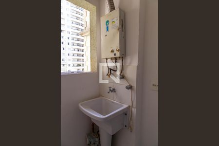 Apartamento para alugar com 70m², 3 quartos e 1 vagaÁrea de Serviço
