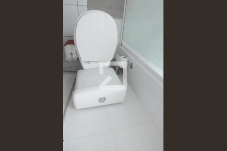 Apartamento à venda com 72m², 2 quartos e 1 vagaBanheiro da Suíte