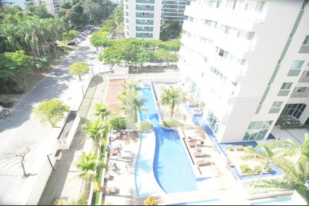 Apartamento à venda com 72m², 2 quartos e 1 vagaVista da Sala Piscina do Condominio