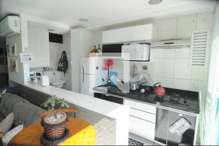 Apartamento à venda com 72m², 2 quartos e 1 vagaCozinha - Armários