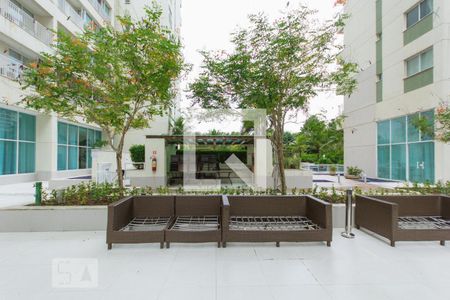 Apartamento à venda com 72m², 2 quartos e 1 vagaÁrea comum